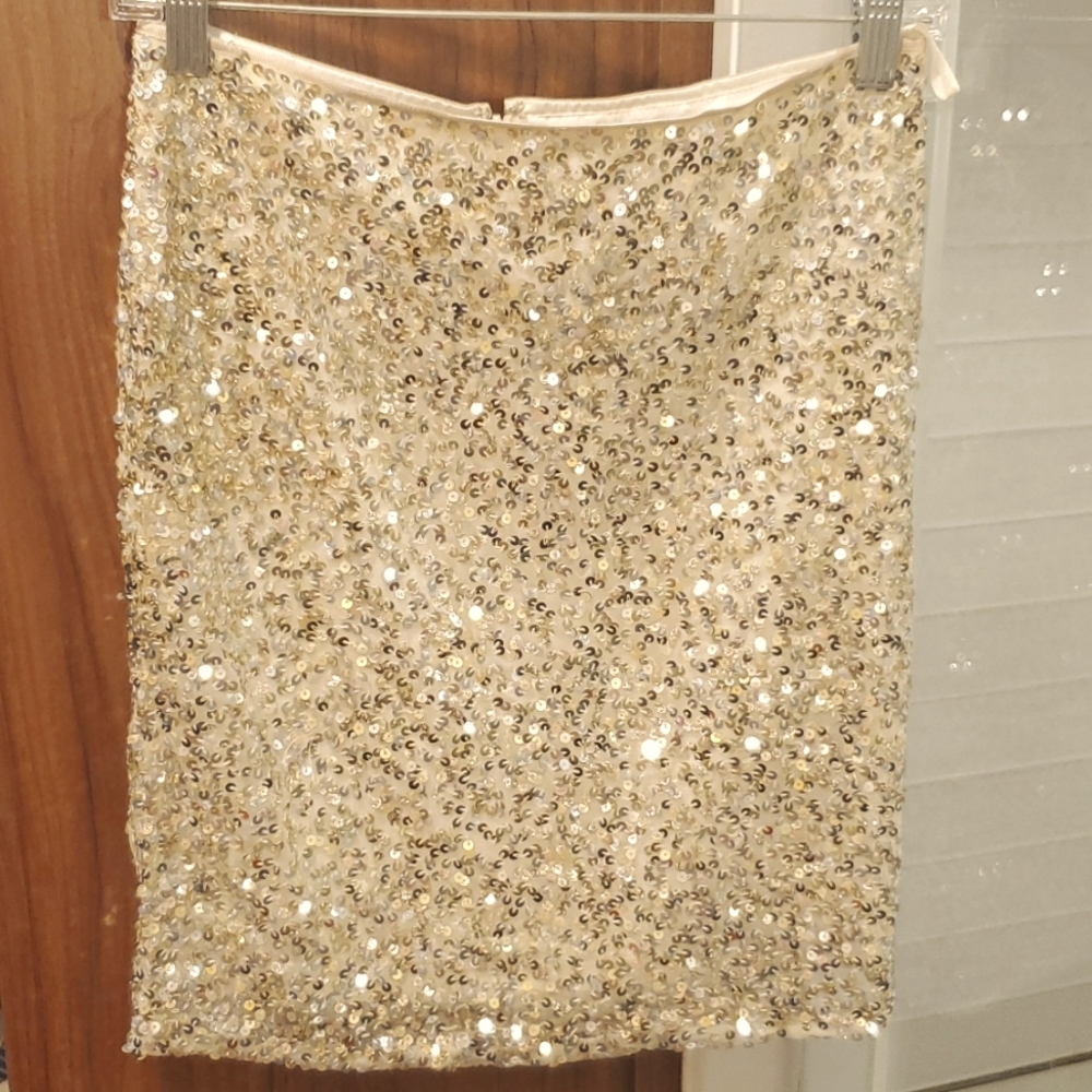 NWT white house black market gold sequin pencil skirt sz00